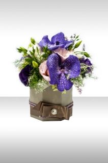 стилна кутия с орхидея